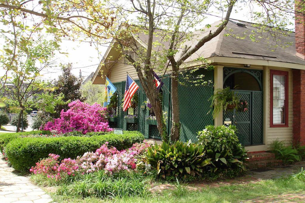 The Lattice Inn Montgomery Esterno foto